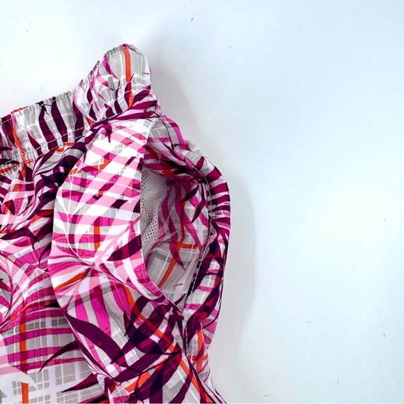 Tommy Bahama Tropical Swim Trunks -Size Medium - Picture 4 of 9